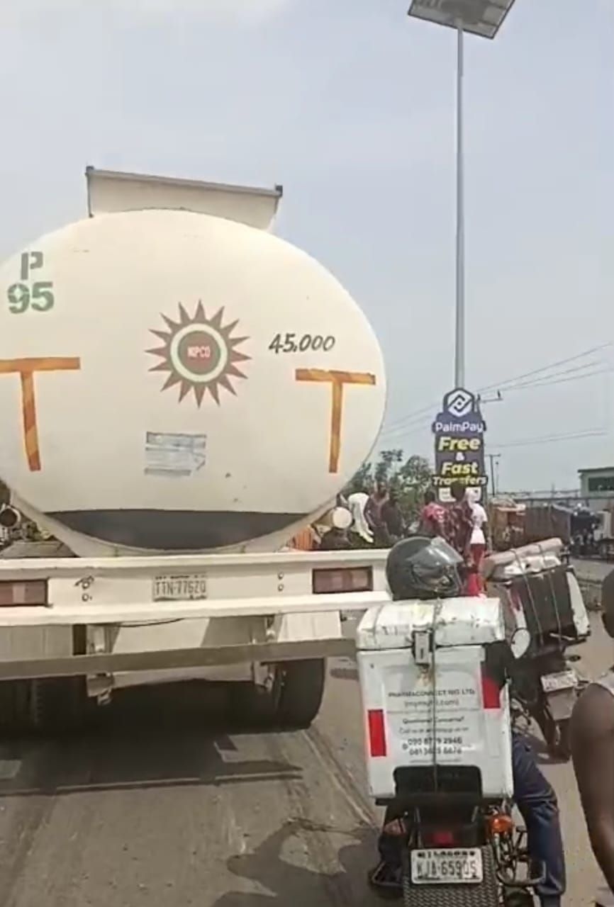 Fatal crash claims life in Lagos