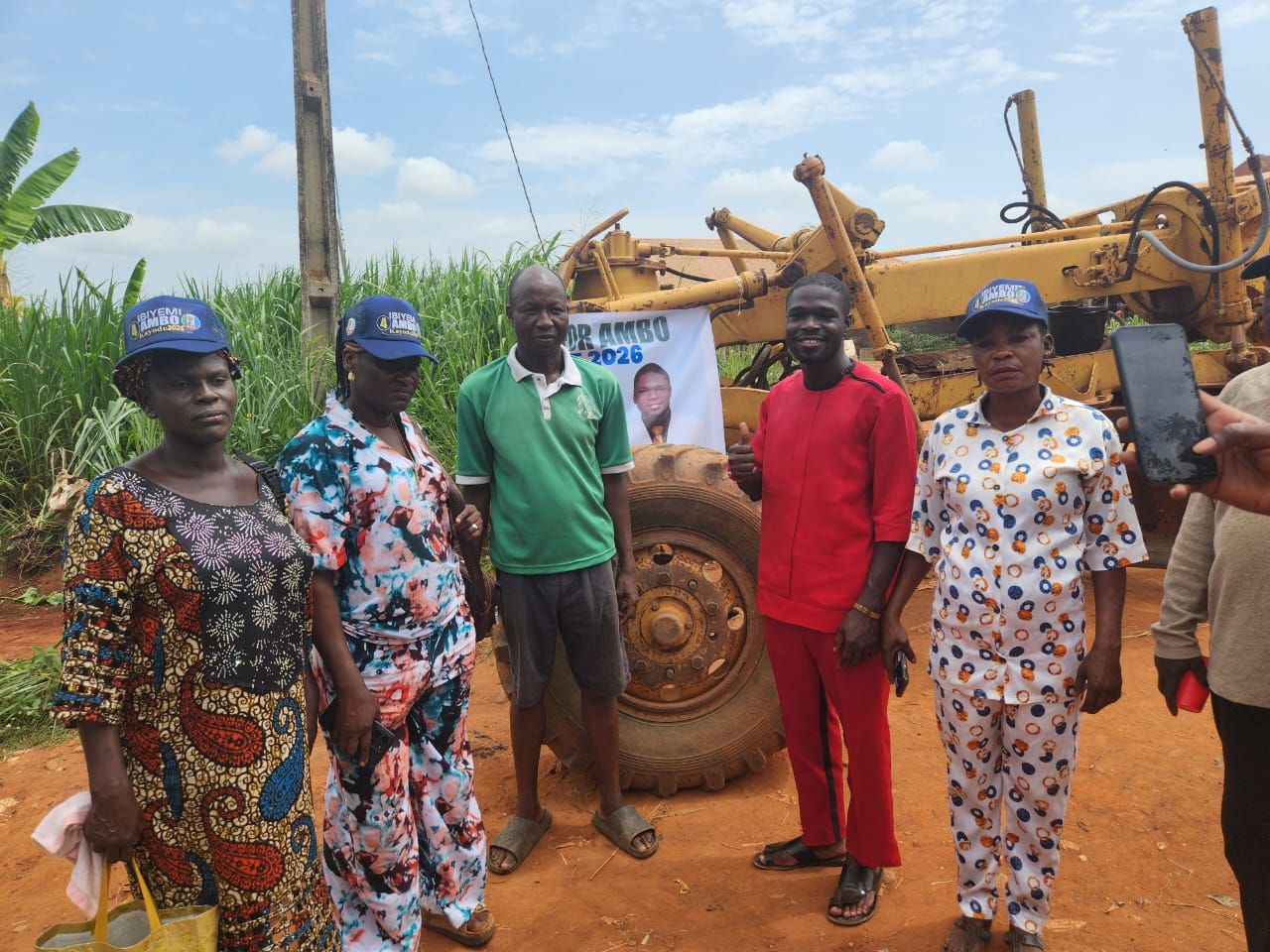 Ife community rejoice as Prince Ibiyemi rehabilitates road, rallies support for AMBO