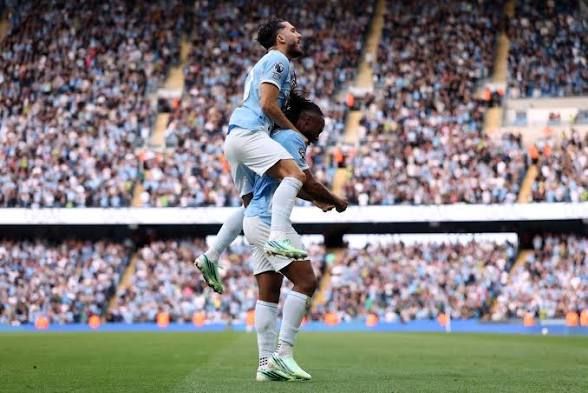 Premier League Wrap: Man City Top Table Despite Sunderland Thriller, Cunha Rescues Man United