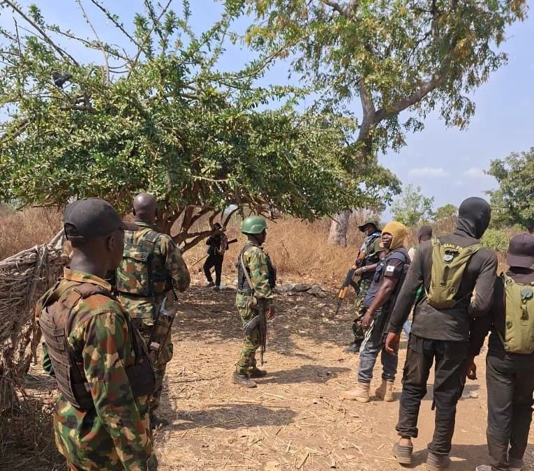 Troops arrest 10 suspected terrorist logistics suppliers in Yobe