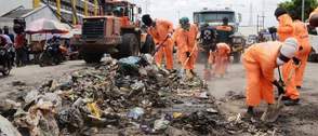 LAWMA embarks on cleaning of Lagos-Badagry axis