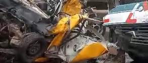 Container crushes tricycle in Lagos, kills police officer, passenger