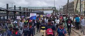 Osun protesters clash with Police over vehicle seizure