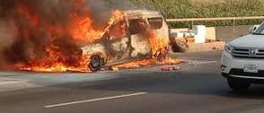 Fire guts vehicle on Cele-Egbe bridge, no casualties recorded