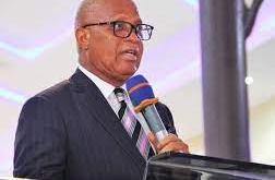 Governor Eno doles out N120m, unveils empowerment scheme