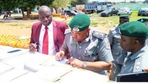 Custom hands over seized tramadol capsules worth N92m to NAFDAC