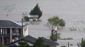 Several injured as typhoon hits South Western Japan