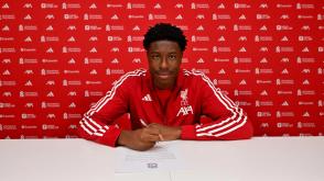 Liverpool secures Nigerian defender Emmanuel Airoboma on new contract