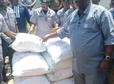 Customs intercepts 5 trucks of expired flour from Egypt