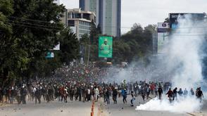 Kenya police deploy teargas at protesters