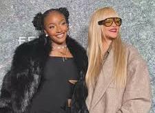 Rihanna encourages Ayra Starr to dominate both sides of the music industry