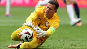 Transfer: Barcelona announces signing of former Arsenal goalkeeper Szczesny