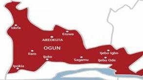 Two Drivers badly injured as trucks collide in Ogun