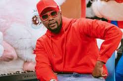 Kizz Daniel has said he’s now open to collaborating with his colleagues