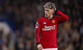 Man Utd speak to Garnacho over social media activity