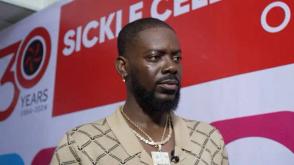 Adekunle Gold launches ‘5 Star Care’ to support sickle cell warriors