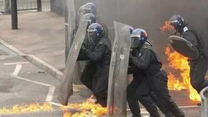 UK dispatches 6,000 officers to suppress riots
