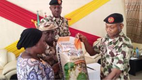 Commander 23 Brigade Yola distributes cash, food items to Widows of fallen heros