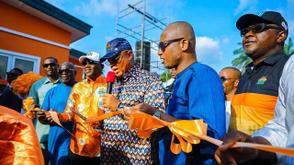 Gov Eno commissions ultra-modern health centre at Nduo Eduo