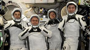 4 astronauts depart ISS due to medical issue