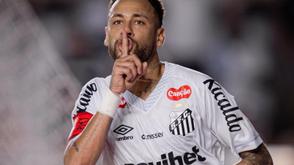 Neymar responds to critics with Santos double