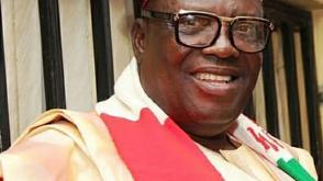 Senator Felix Ogunwale resigns as asiwaju of Iragbijiland after three decades