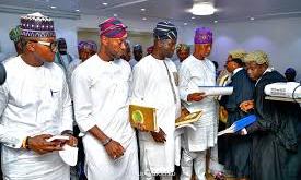 Lagos APC inaugurates newly elected state excos