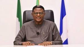 Gov. Otu charges journalists on objective reportage