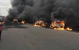 Vehicle engulfed in flames along Ojuelegba axis