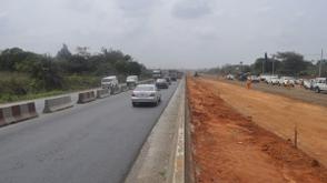 5 injured as trucks collide on Lagos-Ibadan expressway