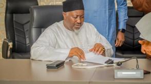 Defence minister reaffirms Nigeria’s commitment to regional security cooperation