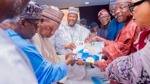Governor Radda submits nomination forms for second term bid