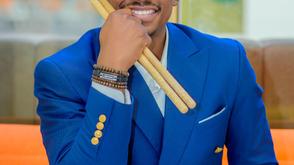 Bradford: Emmanuel ‘Emmy Stikxx’ Ifejika commands the pulse of UK Laugh & Sing