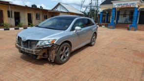 Police arrest two Armed robbery suspects, recover stolen vehicles