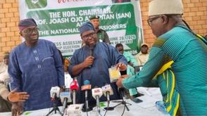 INEC presents Ekiti voters’ register to political parties, confirms 1.05m eligible voters