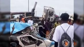Driver flees Lekki-Epe expressway crash after hitting pedestrian