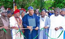 FG commissions 20MW mini-grid project in Kogi