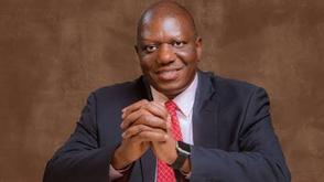 Sen. Marshal donates fertiliser, pumping machines to farmers, others