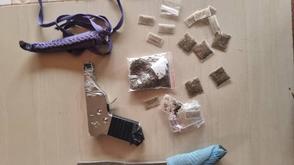 Police arrest suspected robber, recover fake gun, drugs