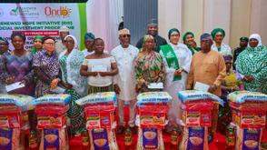 First Lady distributes food items to widows, vulnerable in Ondo
