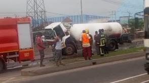 Emergency responders avert gas tanker fire on Ikorodu road