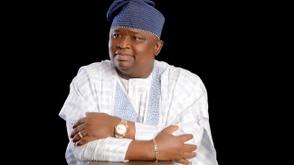 Sen. Adeola empowers 10,000 Ogun traders with N750m