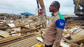 Lagos demolishes structures under power lines in Ikola