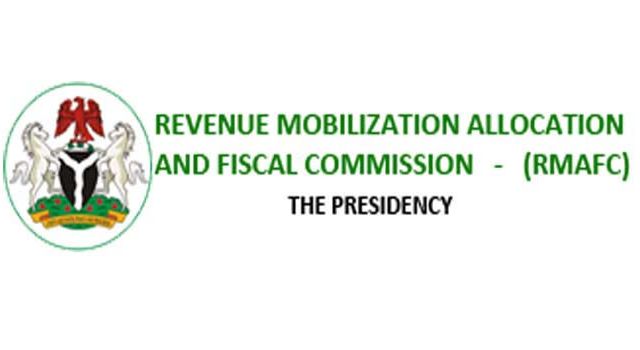FG moves ahead with salary review for Tinubu, Governors, Lawmakers