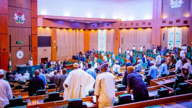 Reps encourages students to maintain focus