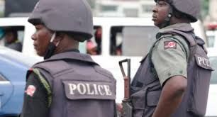 Police foil armed robbery in Akwa Ibom, kill one suspect