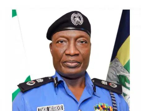 Police restore normalcy to Lagos-Badagry expressway after communal clash