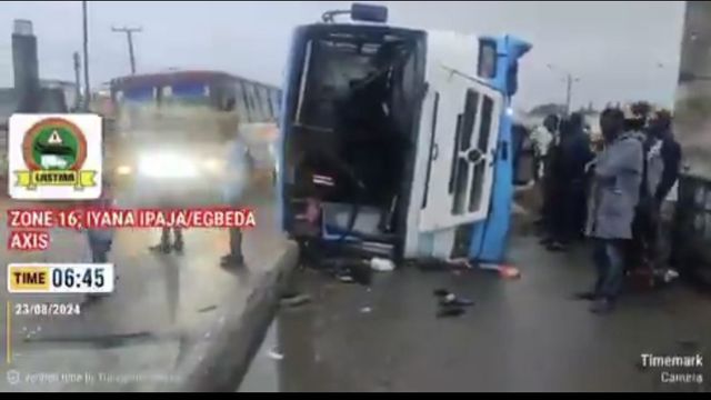 Passengers injured as BRT bus crashes in Lagos