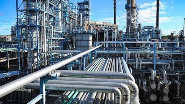 Nigerian refineries spent N127bn on salaries, and other staff benefit in 2 years without producing oil