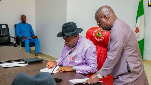 Gov. Diri signs 2025 budget into law